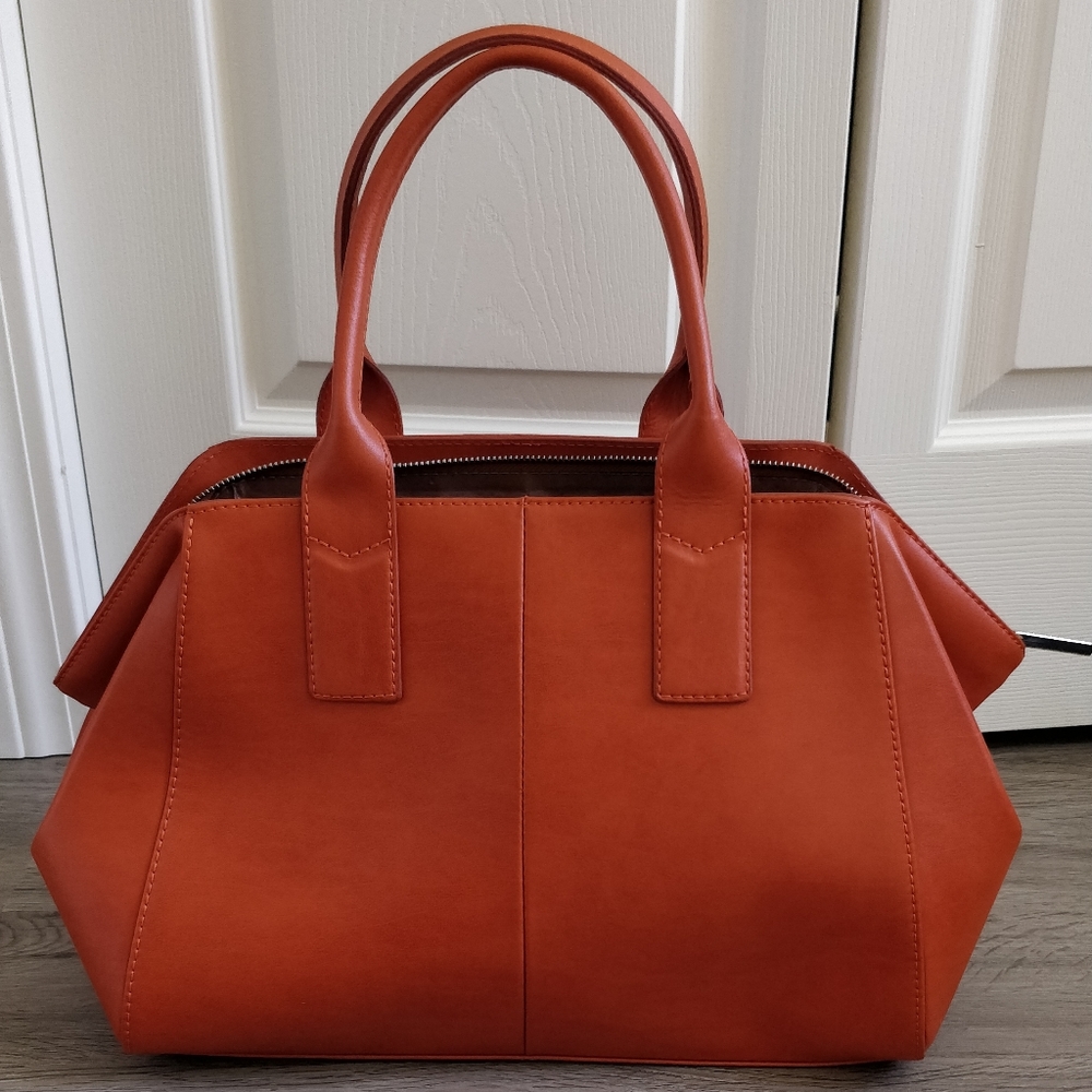 NEW Mattioli women's Genuine Leather bag